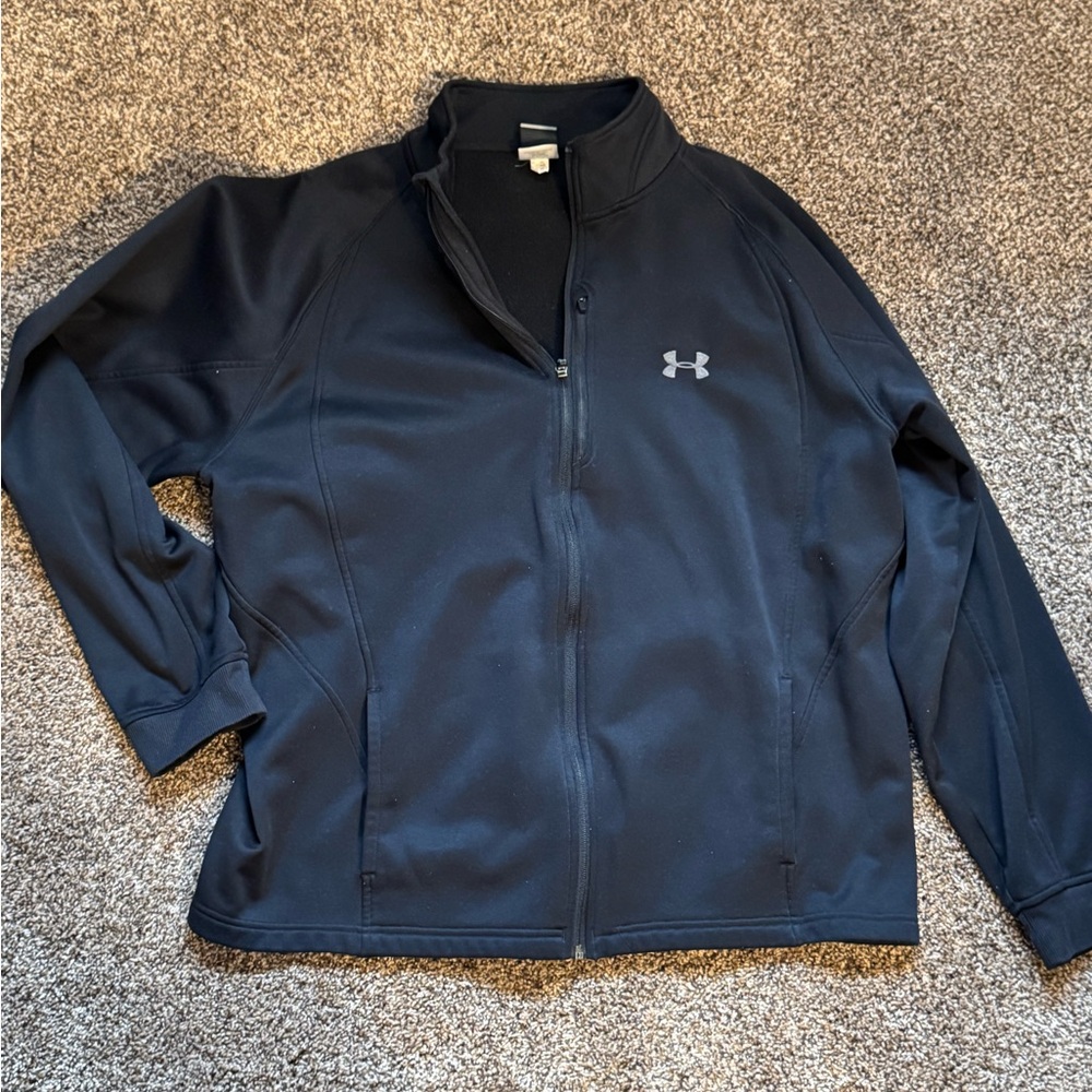 Like new Men’s Under Armour zip up size XL.
